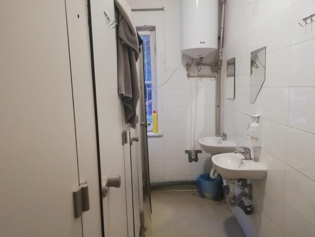 זילונקה Hostel מראה חיצוני תמונה